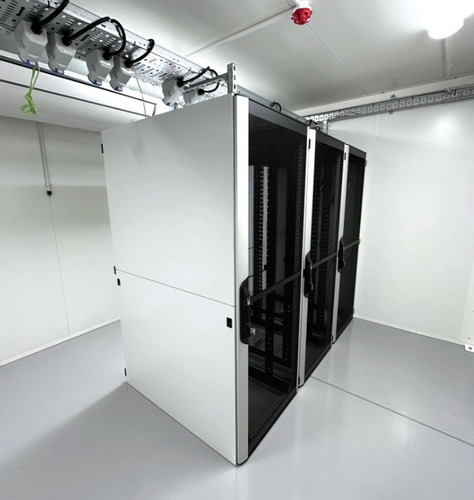 Data Centre Remote Monitoring solutions in the UK
