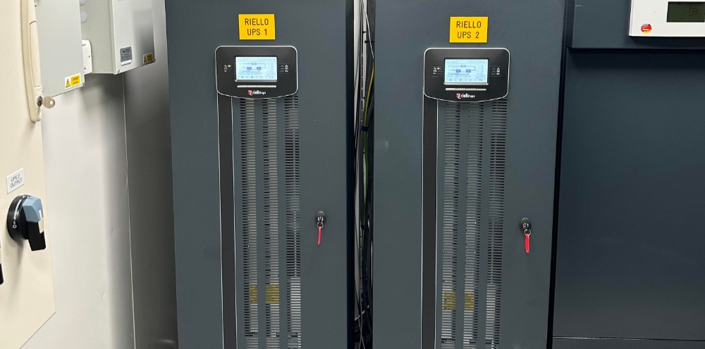 What is a UPS server? 