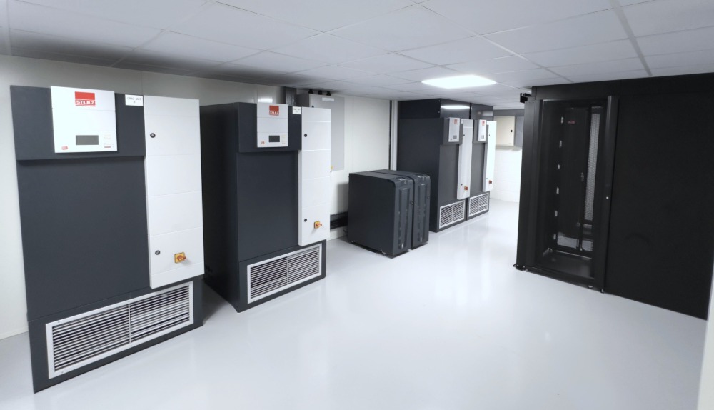 UPS and Air Conditioning Units Installed By Infiniti IT