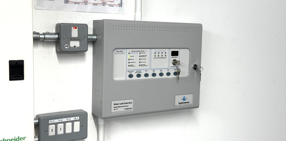 Water leak detection panel installation by Infiniti